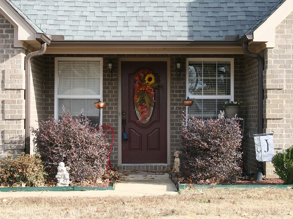 Front Exterior Entry