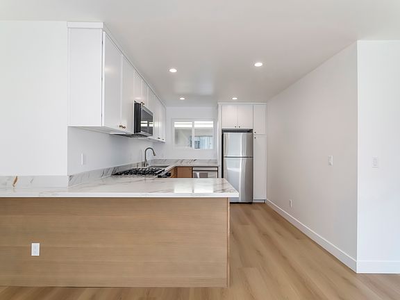 5th image of 713 New Depot St #4