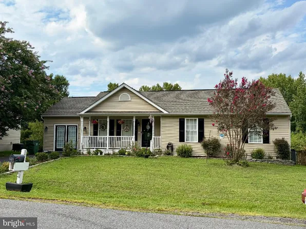 2421 Pittston Rd, Fredericksburg, VA 22408