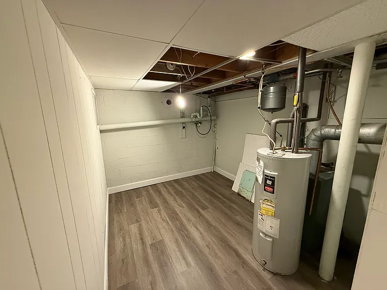 601 E Lakeshore Dr — Photo 11