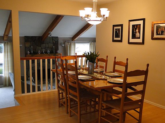 Formal Dining