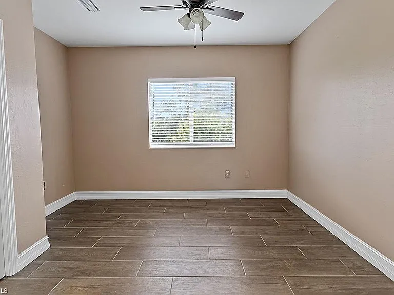 7827 Regal Heron Cir #306 — Photo 8