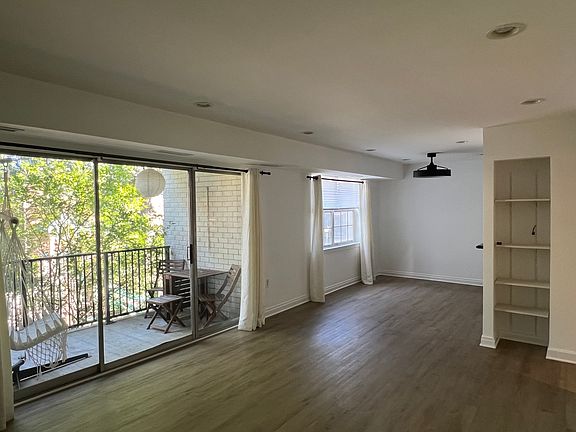 2nd image of 864 College Pkwy APT 102