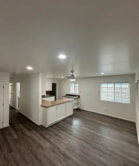 9409 N Orion Ave — Photo 17