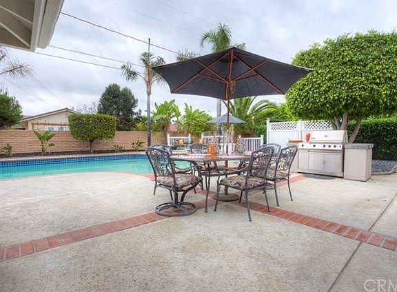 A children's DREAM backyard with so much room to run around and play!