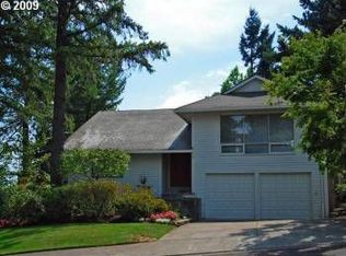 17031 Crestview Dr, Lake Oswego, OR 97034