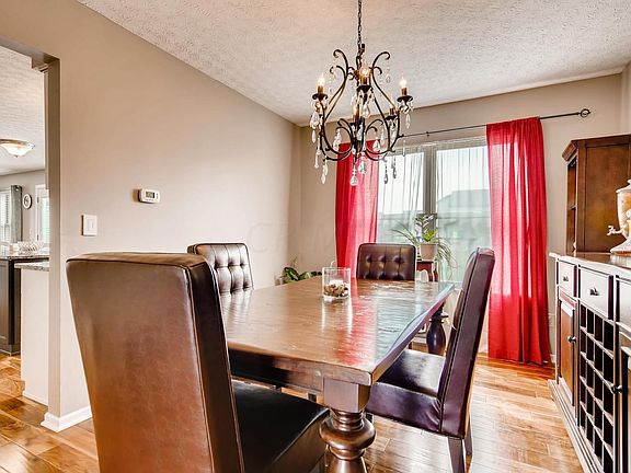 5th image of 5725 Newington Dr