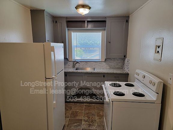 4th image of 205 NW Kings Blvd APT 11
