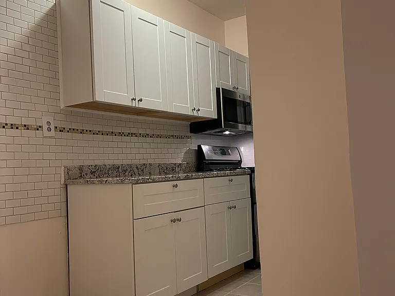 275 Harrison Ave #B6 — Photo 9