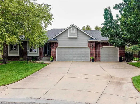 2525 W Keywest Ct, Wichita, KS 67204