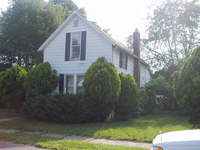 1st image of 1129 Garden St