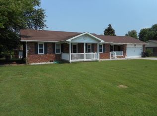 714 Clearview Dr, Madisonville, KY 42431