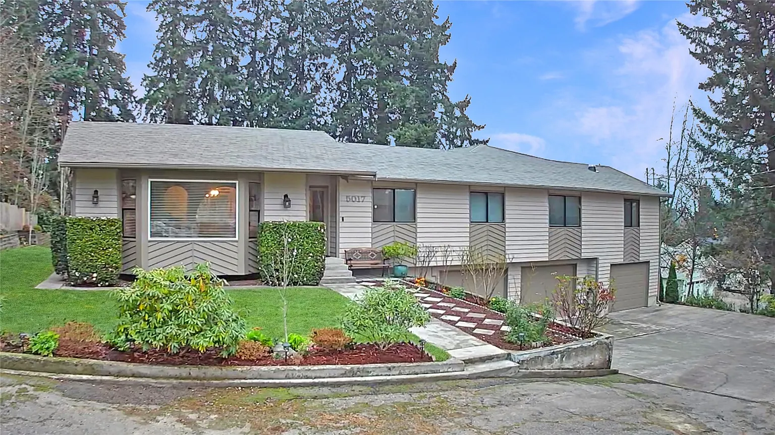 5017 96th Street E photo 1