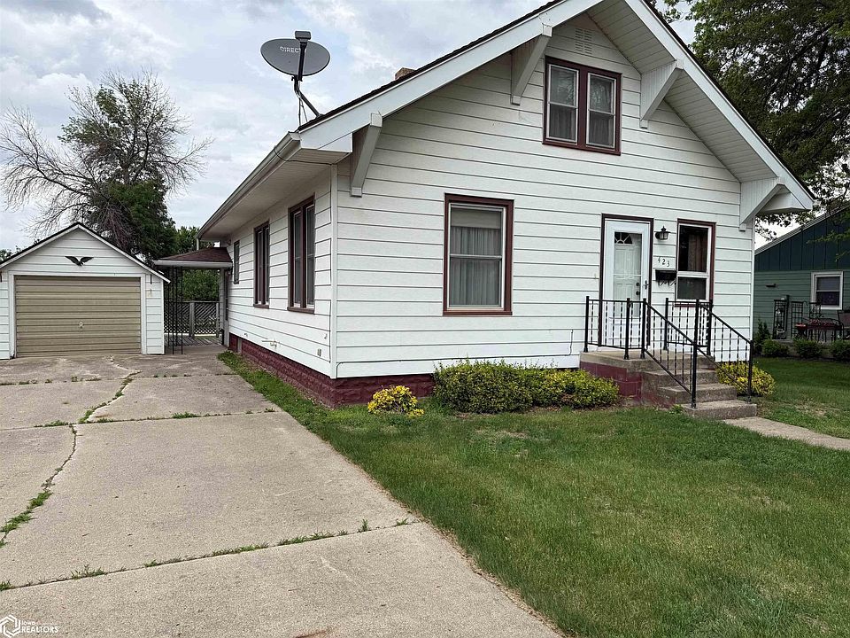 1st image of 423 11th St