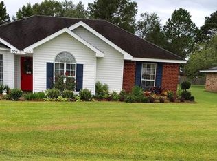 304 Ruby St, Iowa, LA 70647