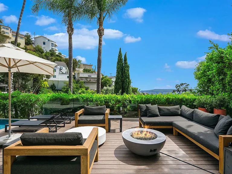 Enjoy peaceful days out by the pool.