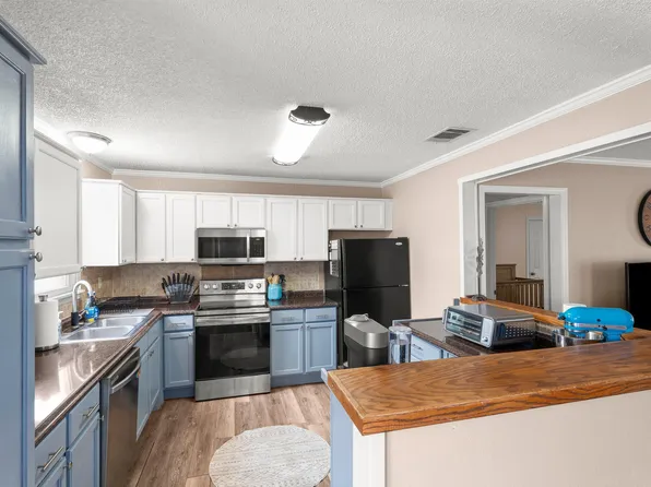 505 E 15th St, Littlefield, TX 79339