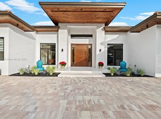 7775 SW 72nd Ave, Miami, FL 33143