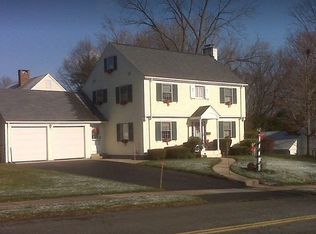 152 Lawler Rd, West Hartford, CT 06117