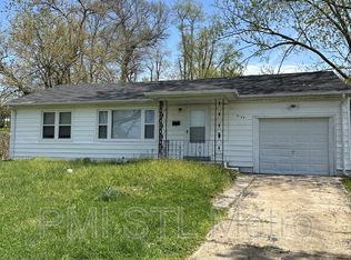 9125 Bel Acres Ct, Saint Louis, MO 63121
