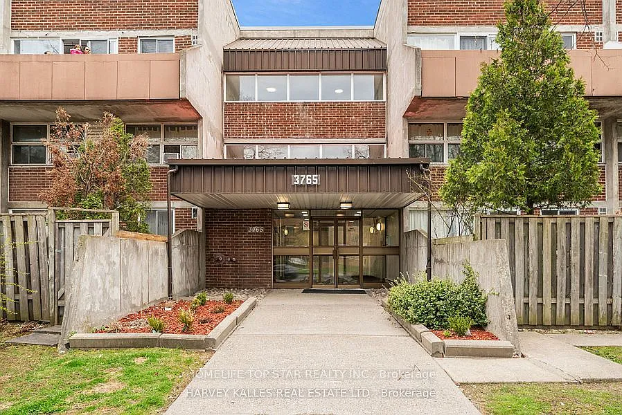 3765 Sheppard Ave E #204