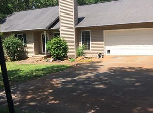 1191 Star Point Rd, Carrollton, GA 30116