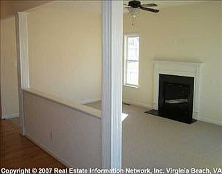 5th image of 4092 Dunbarton Cir