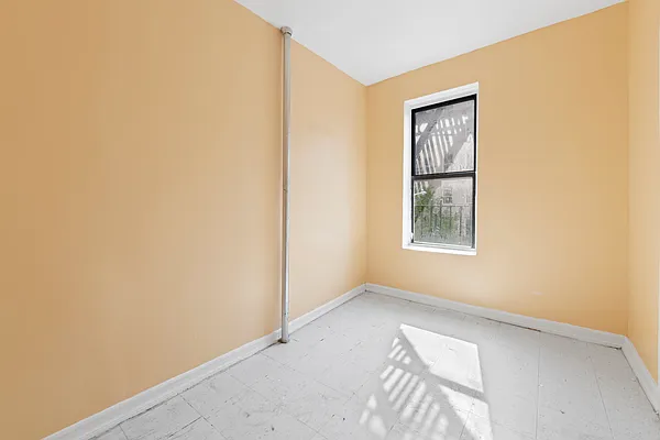 Rented by Compass | media 2