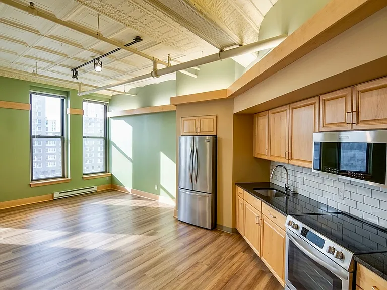 900 Penn Apartments — Photo 6