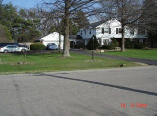 30150 Westgate Rd, Farmington Hills, MI 48334