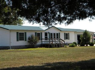 883 Powell Levee Rd, Cottage Grove, TN 38224