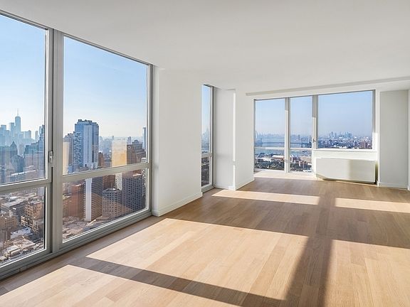 4th image of 333 Schermerhorn St Penthouse 54F