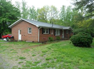 285 Fairview School Rd, Normandy, TN 37360