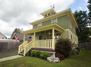 7 Elizabeth St, Glens Falls, NY 12801