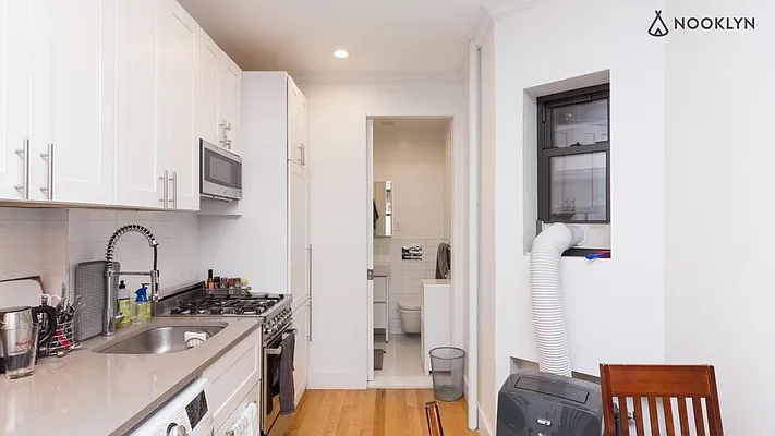 Rented by Nooklyn NYC LLC | media 10
