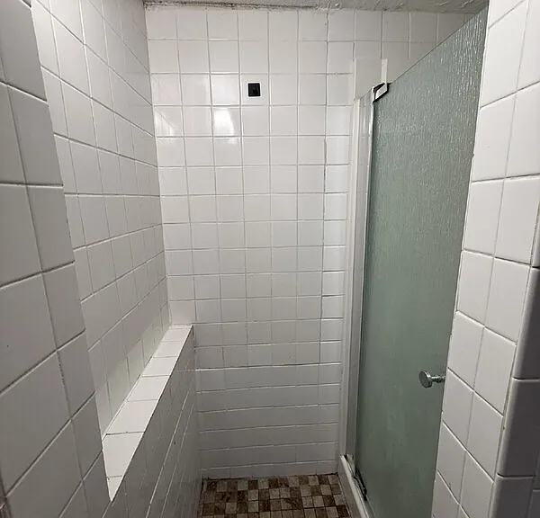 821 Broadway Ave #1 — Photo 14