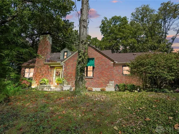 1420 Adirondack Trl, Dayton, OH 45409