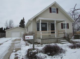 2224 S Lincoln St, Bay City, MI 48708