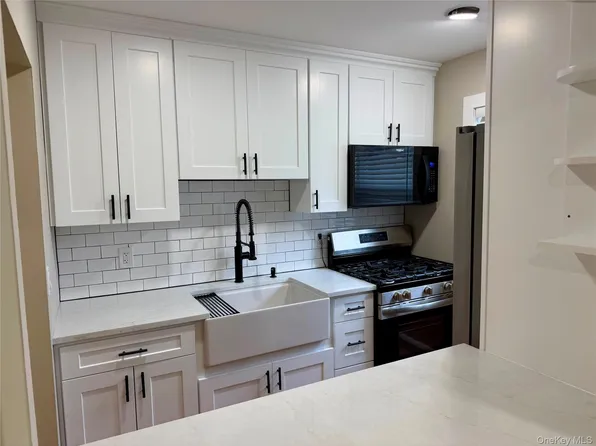57 Adams Road #1B, Central Islip, NY 11722