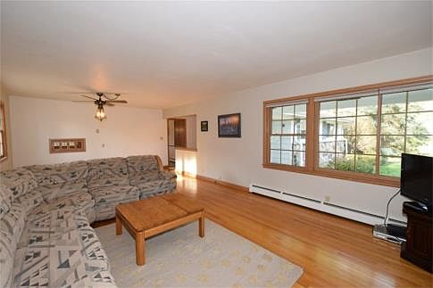 Sunny & Bright Living Room