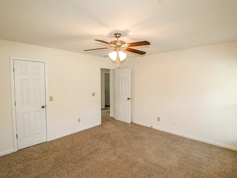 8633 Clito Rd — Photo 16
