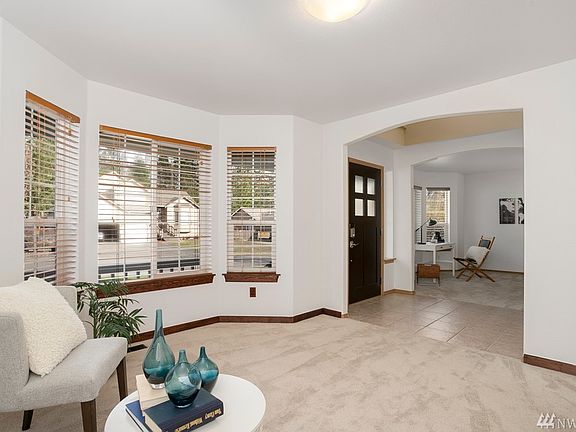 2nd image of 11820 261st Avenue Ct E