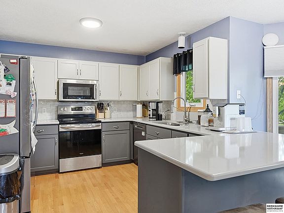 2nd image of 5138 N 135th Ave
