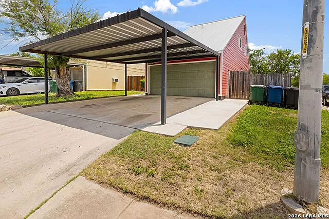 6202 Valley Pawn — Photo 3