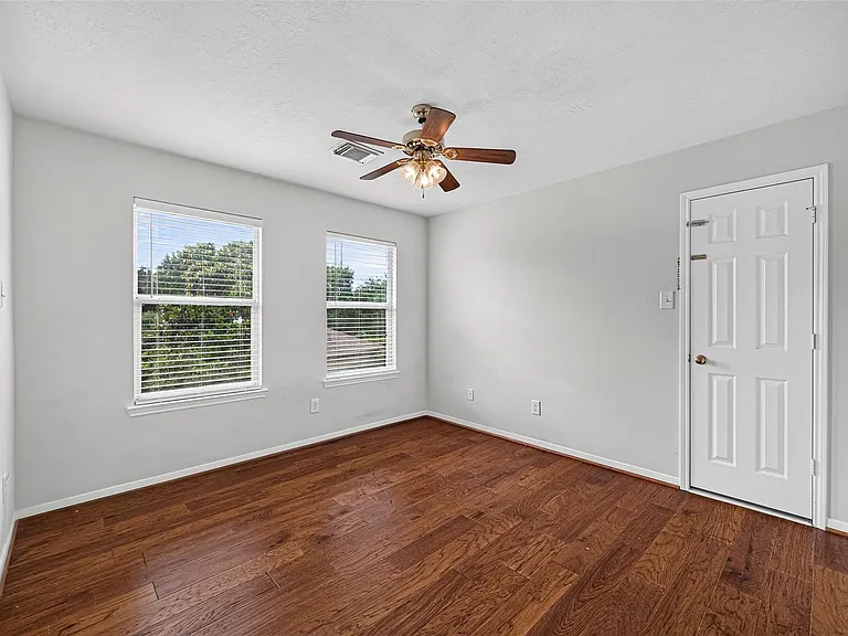 2502 Rosebluff Ct — Photo 29