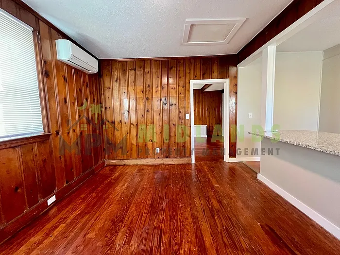 2326 Stark St #B — Photo 13