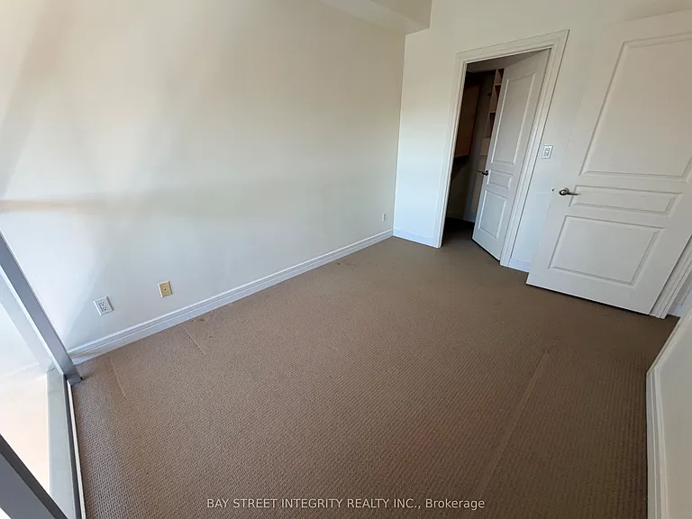 1 Avondale Ave #612 — Photo 9