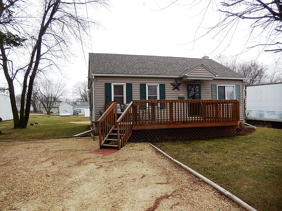 Enjoy the front deck