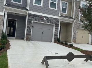 1896 Plainsboro Dr, Lithonia, GA 30058