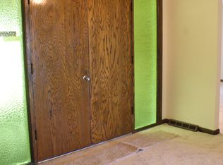 610 Riedy Rd, Lisle, IL 60532